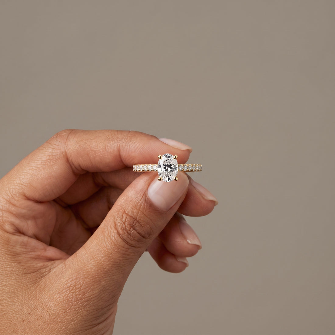 Oval Cut Moissanite Engagement Ring in 925 Silver, 10K, 14K & 18K Gold