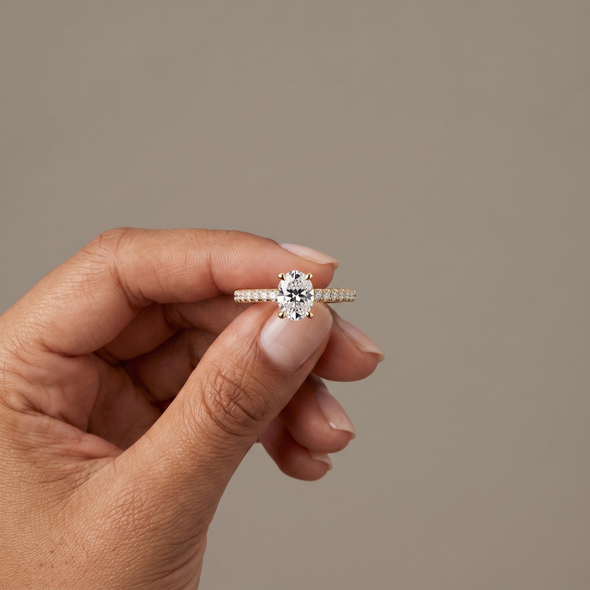 Oval Cut Moissanite Engagement Ring in 925 Silver, 10K, 14K & 18K Gold